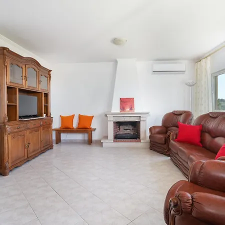 Apartamento Homes Large Fully Equipped With 2 Bedrooms, Swimming Pool & Patio