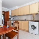 Апартаменты Homes Large Fully Equipped With 2 Bedrooms, Swimming Pool & Patio