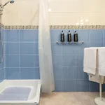 شقة Homes Large Fully Equipped With 2 Bedrooms, Swimming Pool & Patio *