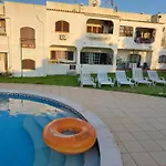 Апартаменты Homes Large Fully Equipped With 2 Bedrooms, Swimming Pool & Patio *