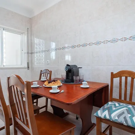Appartement Homes Large Fully Equipped With 2 Bedrooms, Swimming Pool & Patio