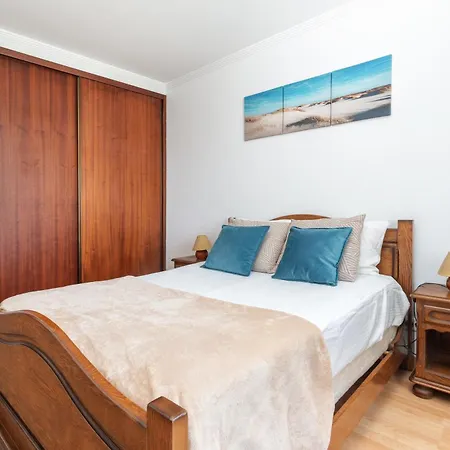 Appartement Homes Large Fully Equipped With 2 Bedrooms, Swimming Pool & Patio