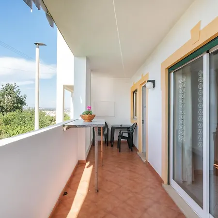 Апартаменти Homes Large Fully Equipped With 2 Bedrooms, Swimming Pool & Patio